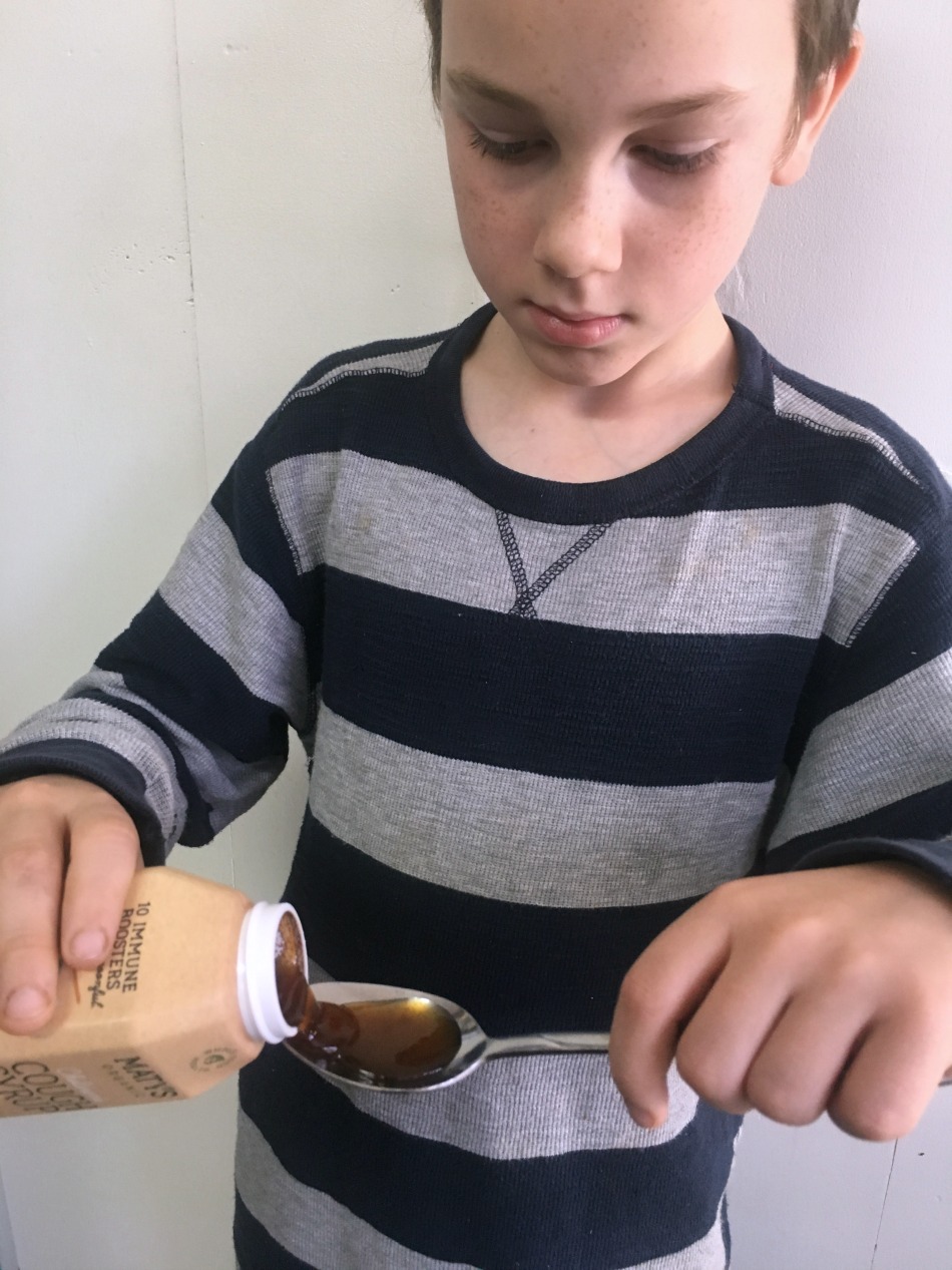 How to help a child with coughing How to help a child with coughing