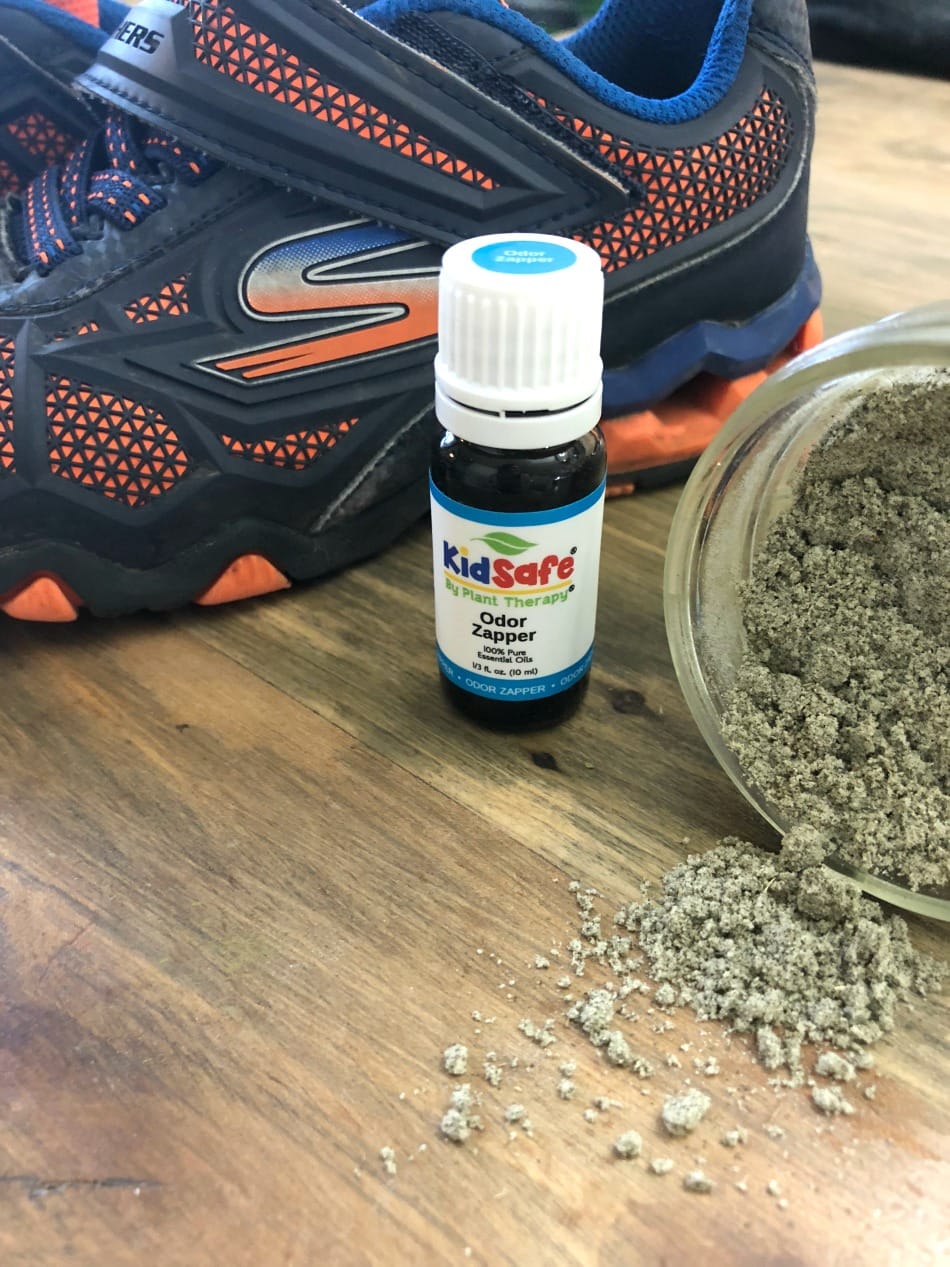 Natural Tips For Growing Kids With Stinky Feet (Plus, DIY Stinky Feet Shoe Powder) | Growing Up Herbal | Growing kids often equals stinky feet. Here are some tips to teach your kids good foot hygiene as well as some natural DIYs to cut down on that stinky feet smell. Natural Tips For Growing Kids With Stinky Feet (Plus, DIY Stinky Feet Shoe Powder) | Growing Up Herbal | Growing kids often equals stinky feet. Here are some tips to teach your kids good foot hygiene as well as some natural DIYs to cut down on that stinky feet smell.